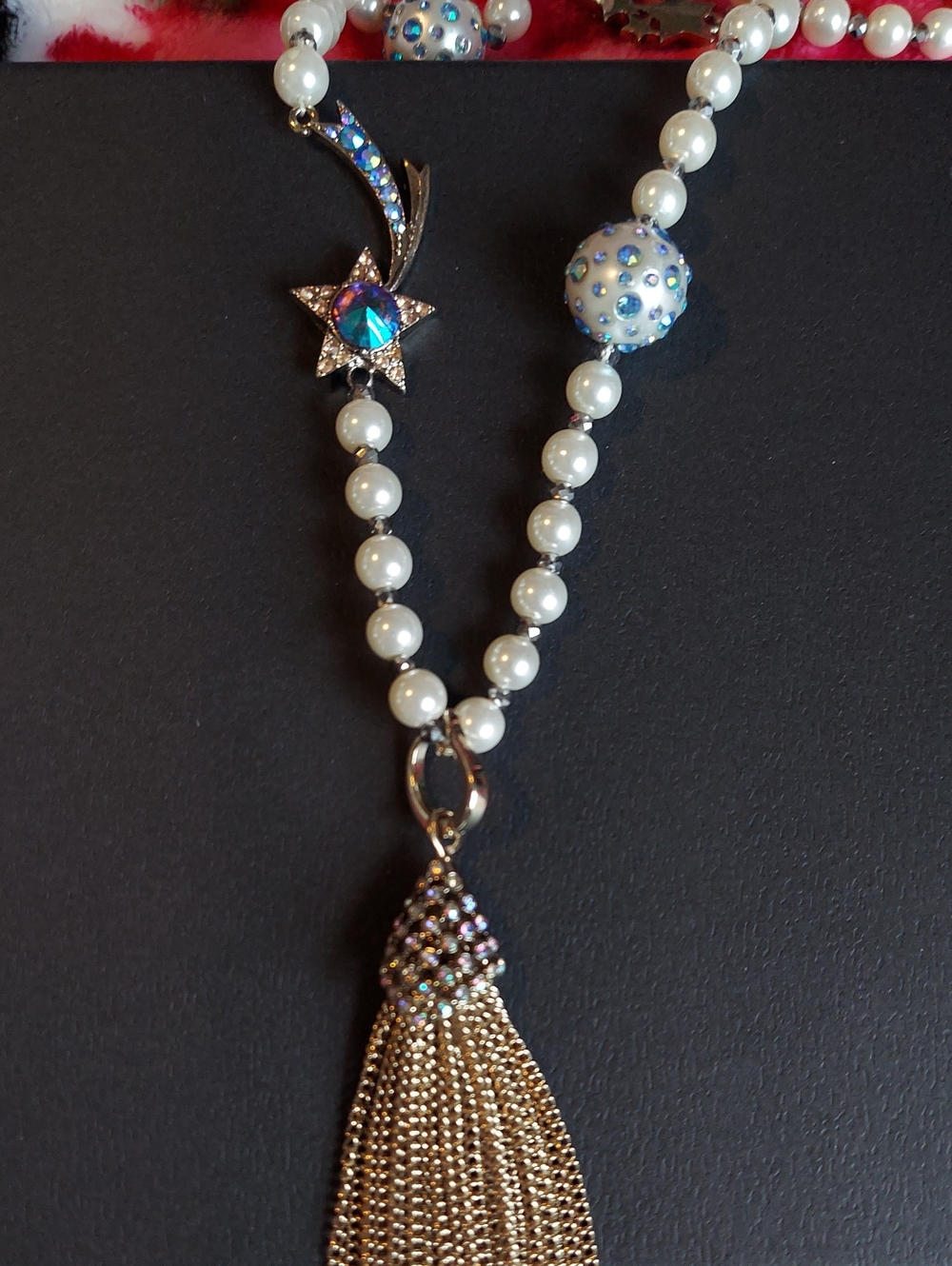 Nwt Betsey Johnson Out of this World Long Pearl Beaded necklace with Charms Set